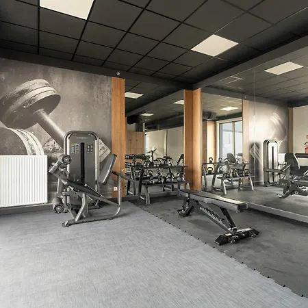 Lägenhet Tasteful With Parking And Gym By Renters